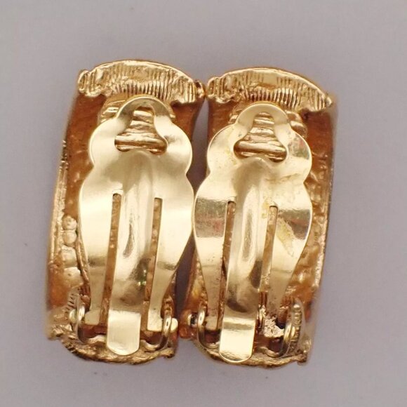 CHANEL Logo Matelasse Round Drop Earrings Clip-On Gold France 82RL068 - Picture 3 of 14